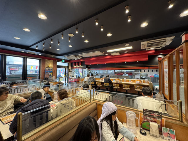 Flavor-Packed Pit Stop: Garlic Gyoza & Ramen at Ohsho in Kawagoe 