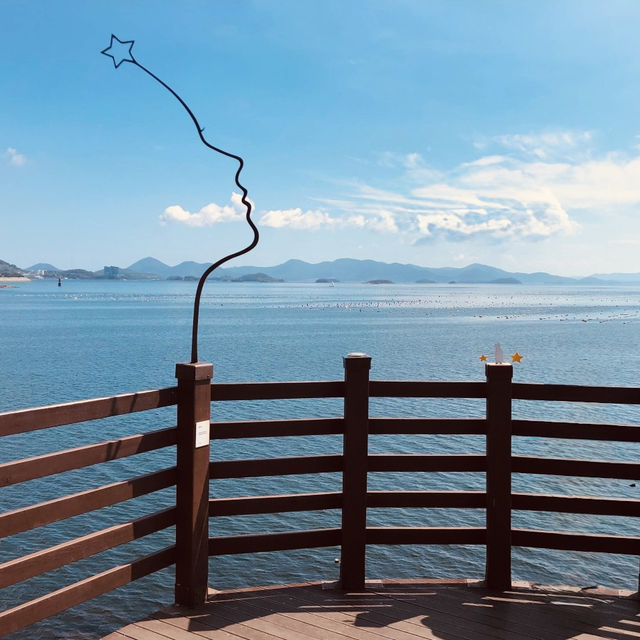 Ungcheon Beach Park, Yeosu: A Modern Coastal Oasis for All