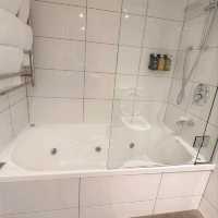 Relaxation at Its Best: A Stay at Holiday Inn Queenstown, Frankton Road