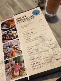 Chill Vibes at Summer Breeze Cafe