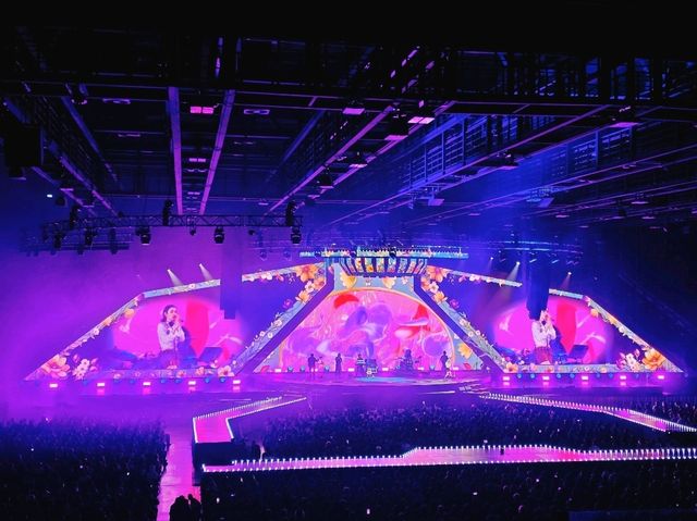 ✨️ ประสบการณ์ดูคอนเสิร์ตแบบ VIPที่ UOB LIVE EMSPHE