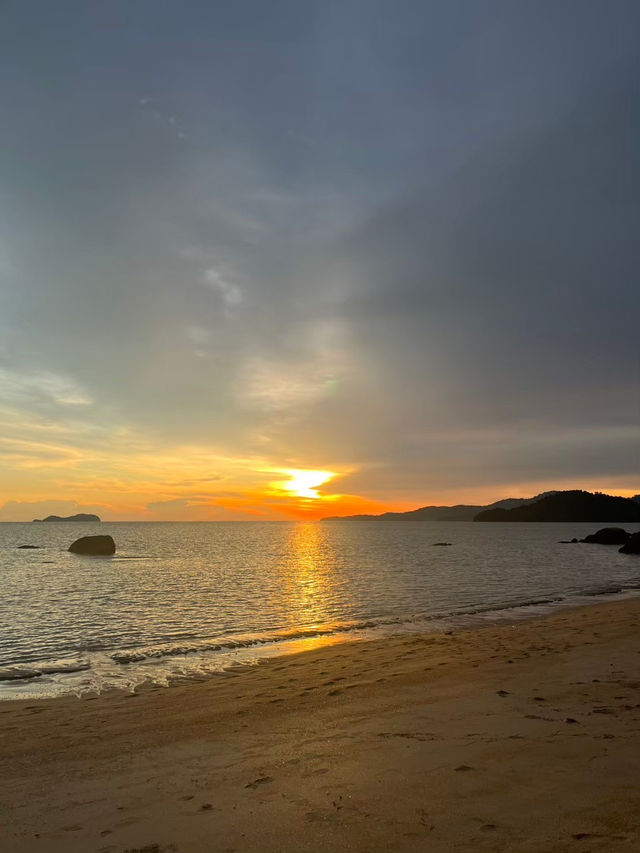 Pantai Esen หาดลับในปีนัง🏝️🌊