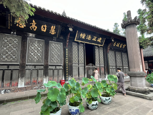 🕊️✨ Wenshu Monastery 文殊院 – A Peaceful & Instagrammable Escape in Chengdu