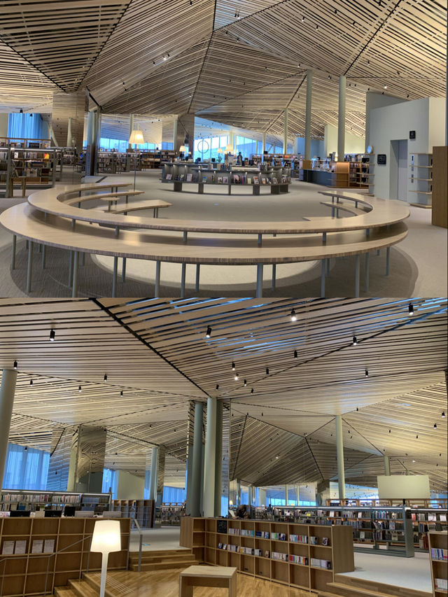 【夏旅  那須】オシャレすぎる図書館