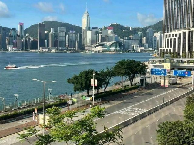 🏨🌟 Island Shangri-La Hong Kong – Timeless Luxury Above the Skyline 🇭🇰✨