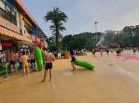 Wave Riders Wanted: Chimelong’s Water Kingdom Awaits! 