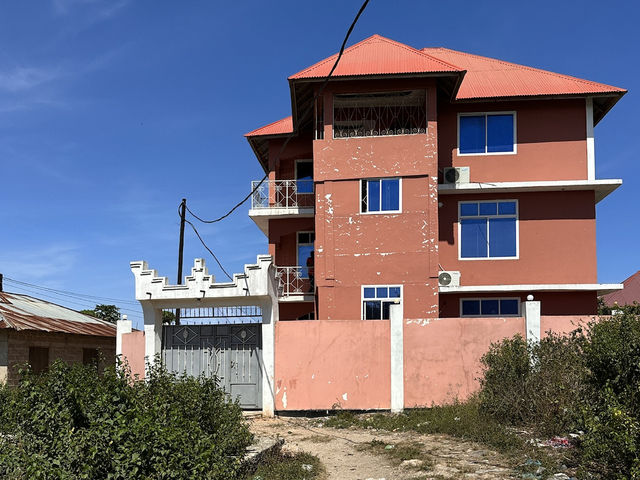 【Nungwi Backpacker Apartments／Homeland Swahili Lodge】