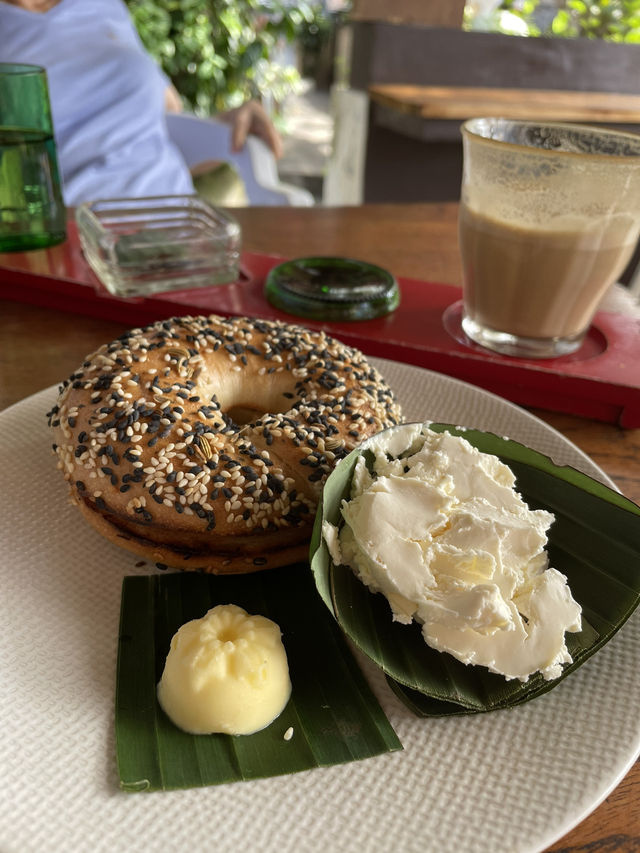 🇮🇩 Seniman Coffee Studio