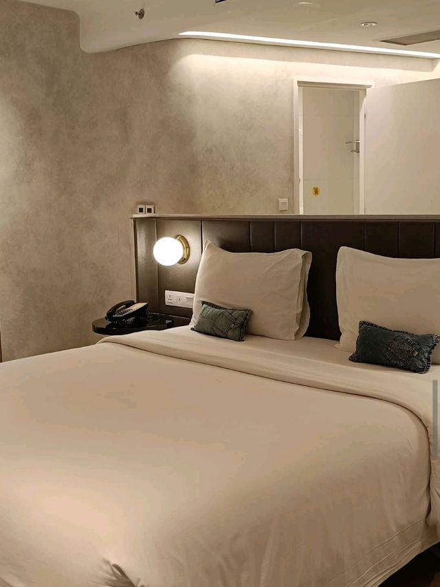 Yello Hotel Harmoni