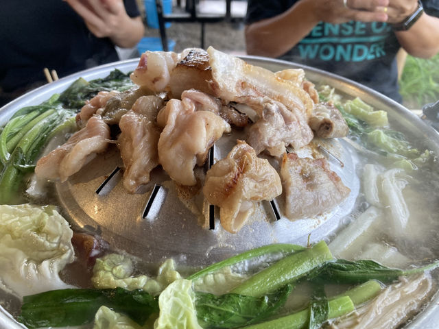 หมูกระทะฟิน ๆ บรรยากาศดี ๆ “ร้านตากล้อง”