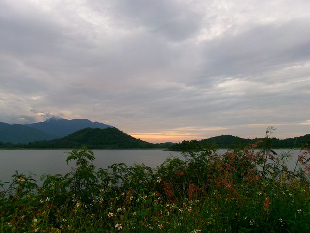 ที่เที่ยวฮิวใจ..เขื่อนคลองพระพุทธ