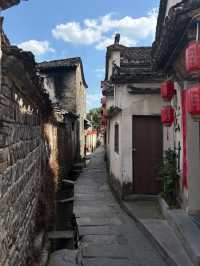 Ancient Echoes, Modern Wonder: The Enchanted Village of Hongcun