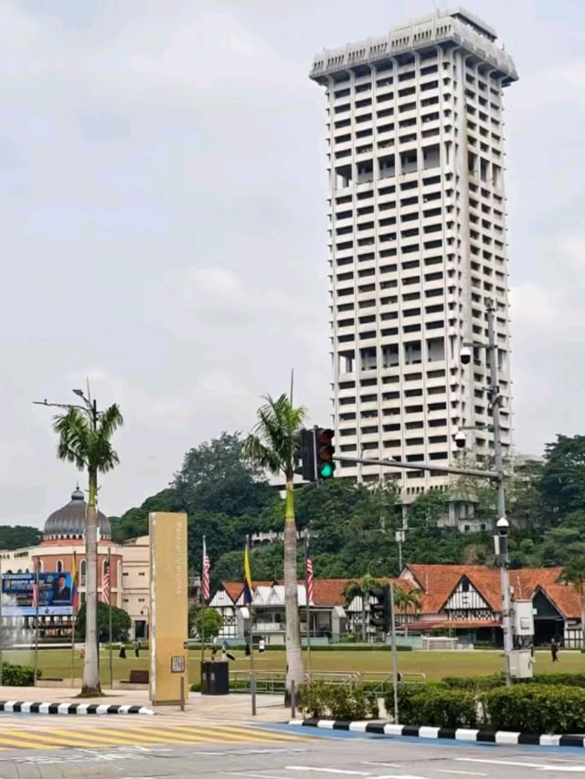 🗼🇲🇾 Petronas Twin Towers – Kuala Lumpur’s Iconic Landmark