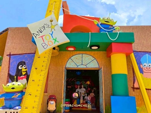 Toy Story Land