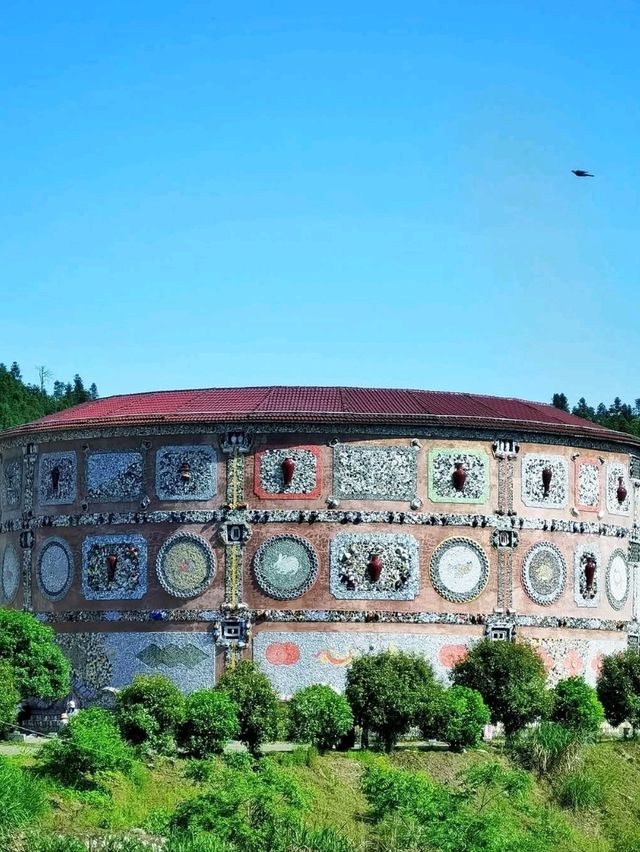 Jingdezhen’s Porcelain Palace Is Crazy Beautiful