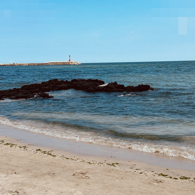 Unique Rock Formations and Clear, Inviting Waters