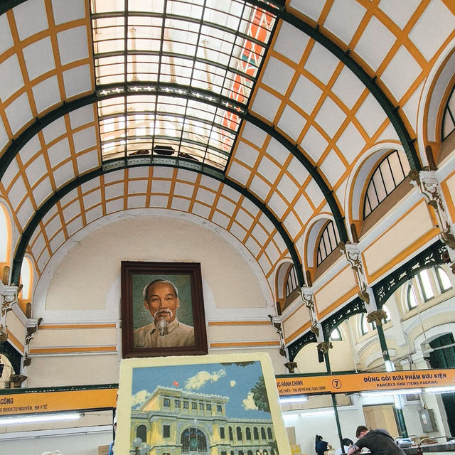 Saigon Central Post Office ไปรษณีย์สุดปัง