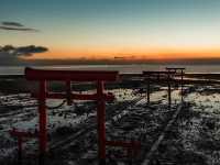 【大魚神社の海中鳥居】潮の満ち引きが生む神秘の絶景⛩️🌊