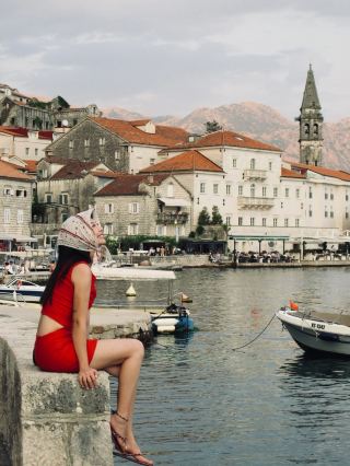 🇲🇪 Montenegro feels like a dream you don’t want to end. 🌅🏖️