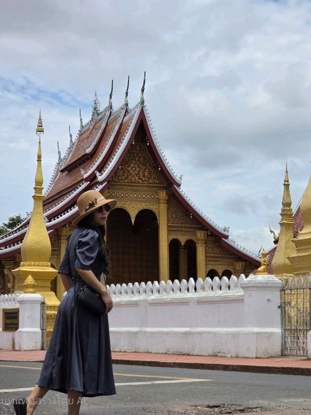 ที่เที่ยว วัดเซียงทอง ที่หลวงพระบาง