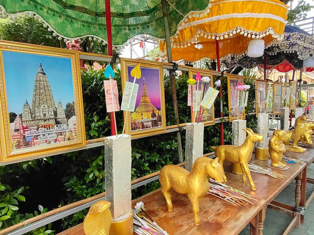 วัดพระธาตุหริภุณชัย ลำพูน วัดพระธาตุหริภุณชัย ลำพูน