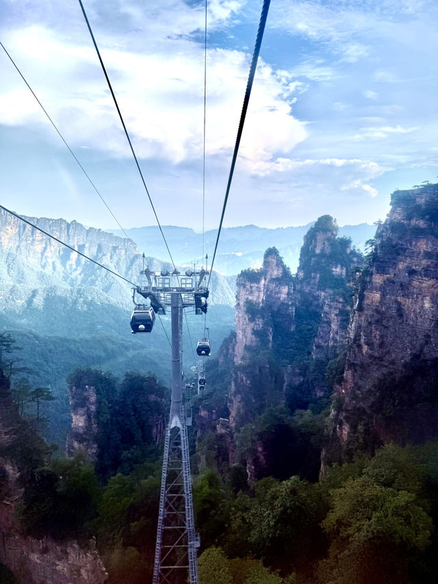 Exploring Zhangjiajie National Forest Park – A Journey into the Real Pandora