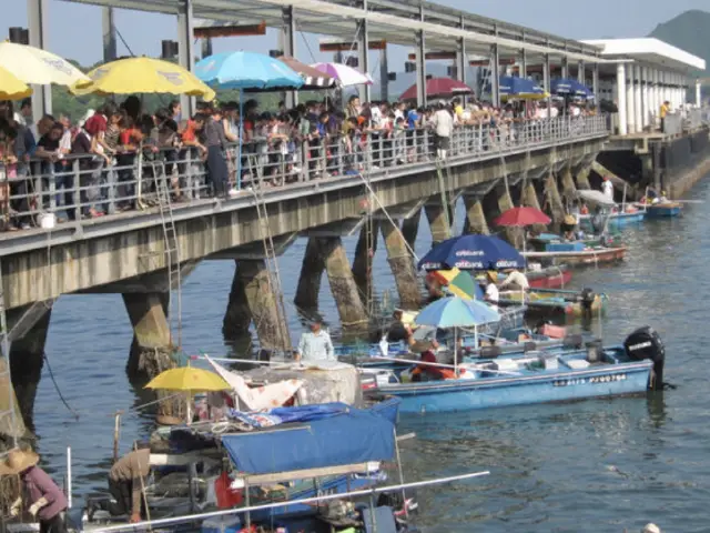 【Hong Kong】City Tour · Stop 15: Sai Kung · Fun for All Ages