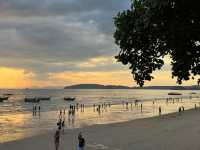🌴🌊 Ao Nang Beach – Krabi’s Vibrant Seaside Escape 🏖✨