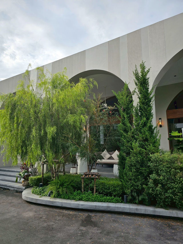 Riviera Cafe & Restaurant นนทบุรี