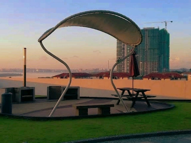 🌅 Bayu Marina Resort, Johor Bahru – Waterfront Stay with City Views