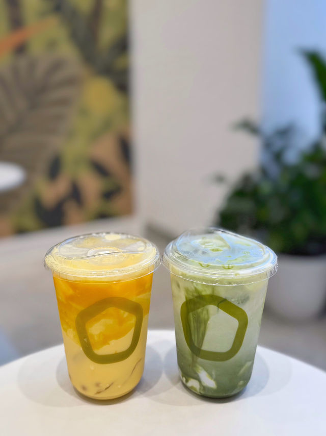 【椰子控必試茶飲店🥥新鮮椰青水焦糖大椰凍】  