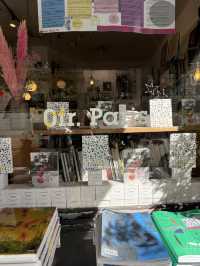 【パリで最もお洒落な本屋”Ofr.paris ”】