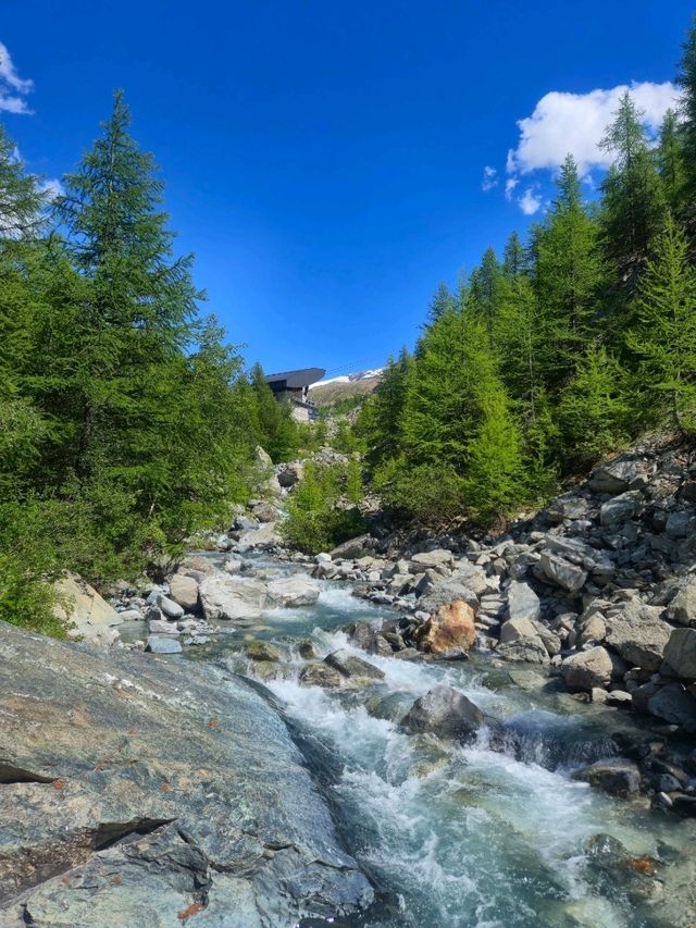 체르마트 숙소 추천 : Mountain Lodge Ze Seewjinu 🇨🇭