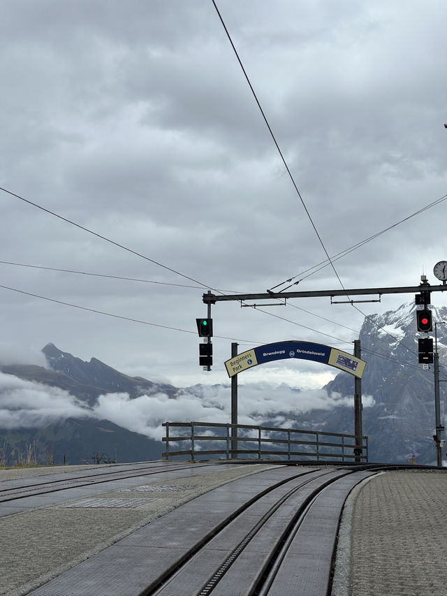 瑞士🇨🇭少女峰 遇暴風雪❄️ 瑞士🇨🇭少女峰 遇暴風雪❄️