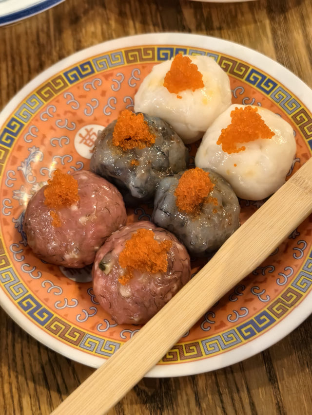 七十年代風裝修火鍋店，抵食二人套餐