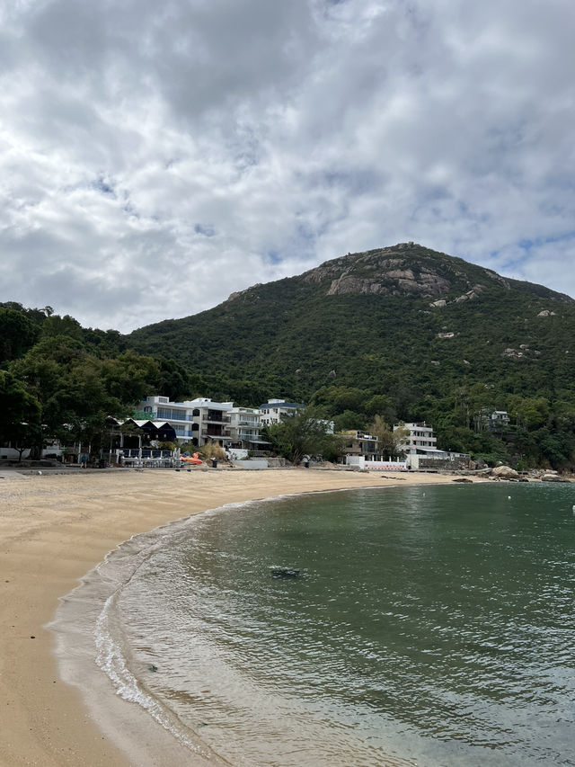 香港隱世海灘🌊模達灣 x 石排灣打卡攻略！絕美薑花田＋手指岩石✨