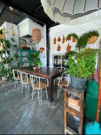 CAFE WITH COZY VIBE IN SAMOSIR ISLAND. 