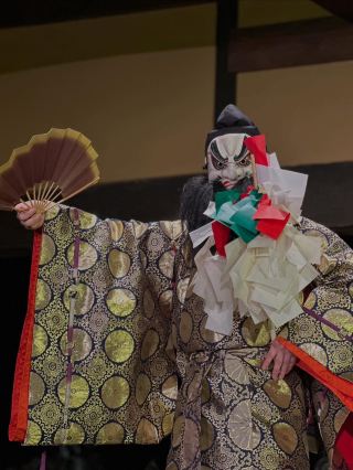 [Shimane] A Night Enjoying the Spectacular Traditional Performing Art "Iwami Kagura".