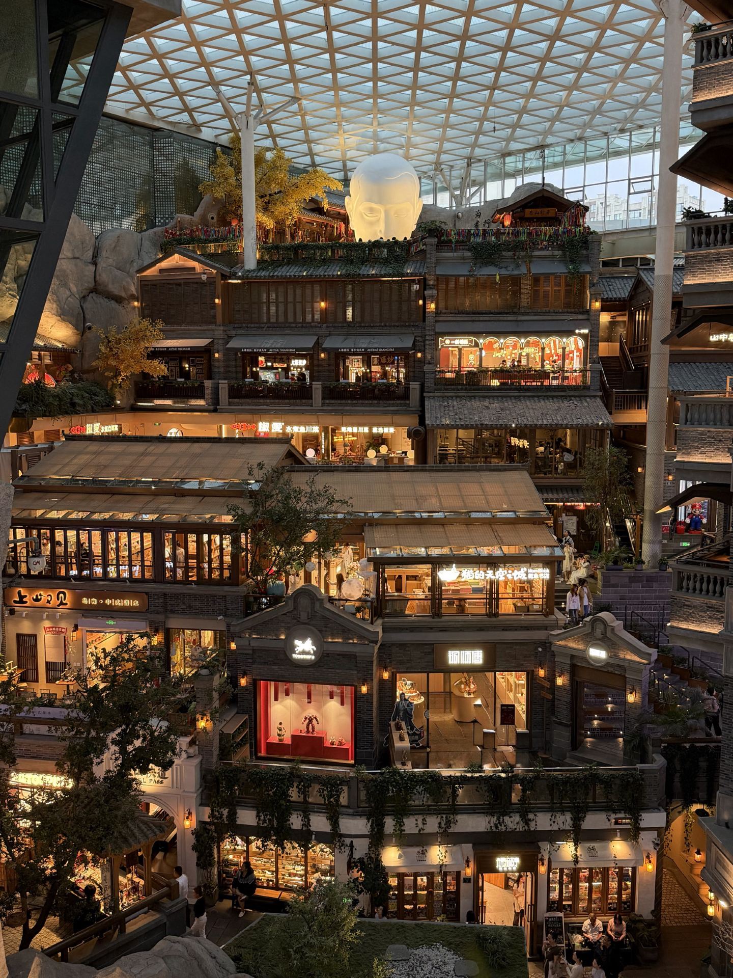 🍀 Changchun’s Coolest Mall: Hike an Indoor Mountain at The Hill! 🏔️✨