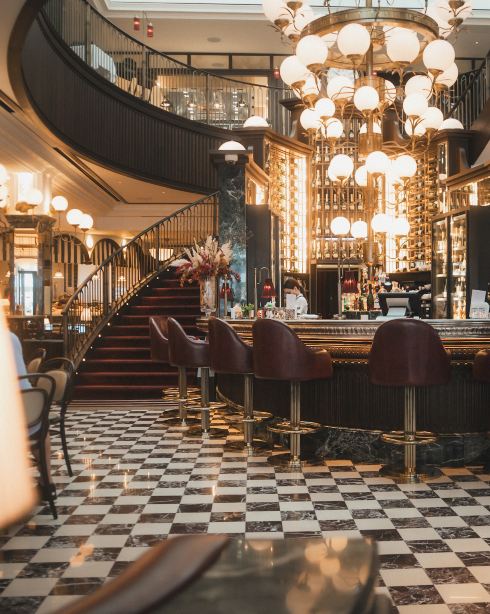 Makan malam dengan harga yang lumayan terjangkau di jantung Monaco。