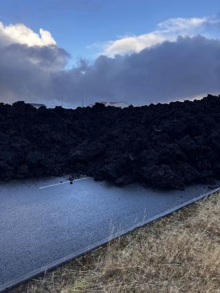 🌋 Grindavík & Reykjadalur 🇮🇸 — Lava, Hot Springs & the Icelandic Coast
