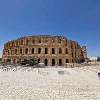Beat the Heat at El Jem! 🌞🏛️