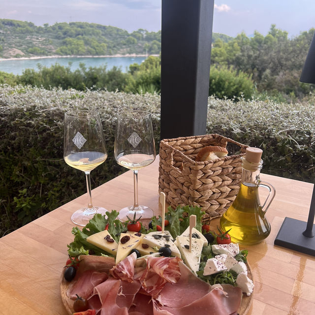 Croatian Vacation 🗺️