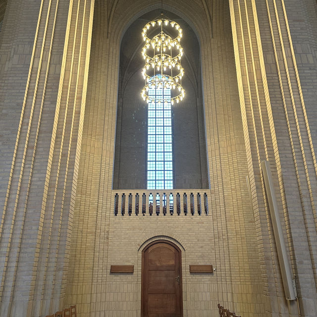 ⛪️哥本哈根建築設計篇-管風琴教堂Grundtvigs Kirke