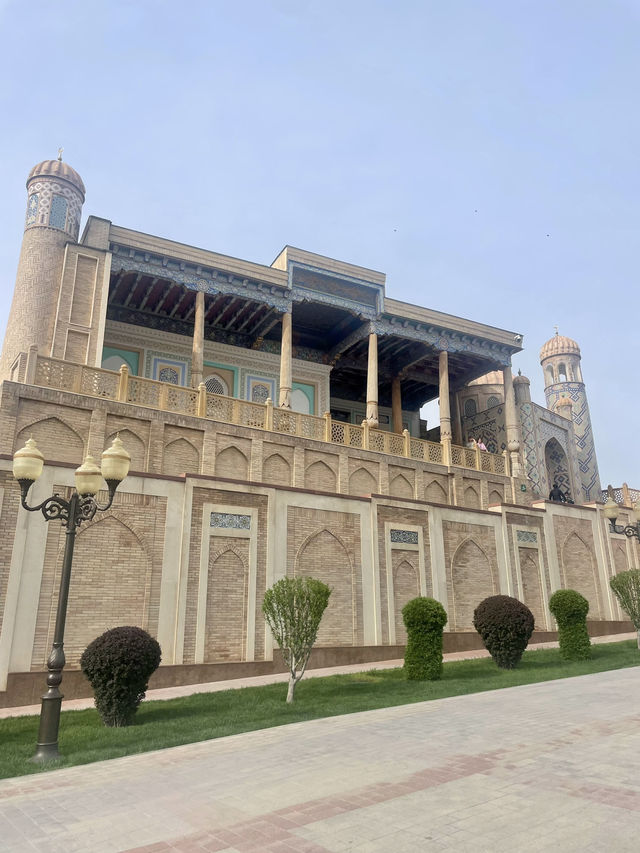 The Hazrat Khizr Mosque
