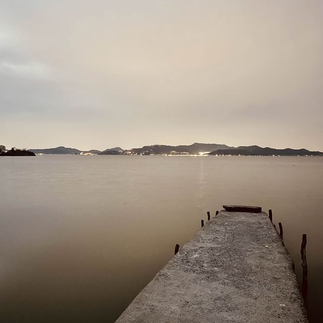 Discovering the Beauty of Dongqian Lake
