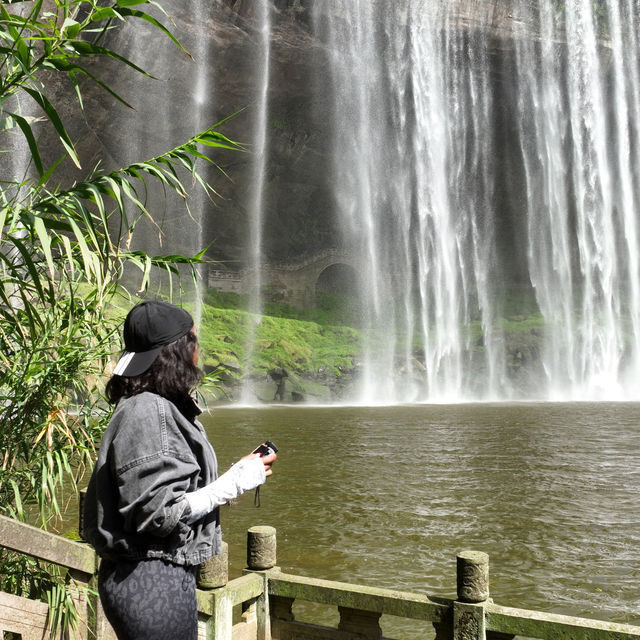 Falling for Walks behind Waterfalls 