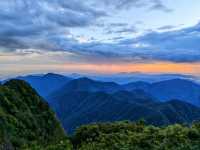 桂林貓兒山｜華南之巔~雲霧繚繞之峰