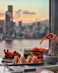 HK's Glamorous Escape: SKYE Bar