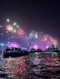 坐上香港維多利亞港遊輪看跨年煙花是什麼體驗～